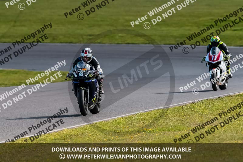 PJM Photography;anglesey no limits trackday;anglesey photographs;anglesey trackday photographs;enduro digital images;event digital images;eventdigitalimages;no limits trackdays;peter wileman photography;racing digital images;trac mon;trackday digital images;trackday photos;ty croes